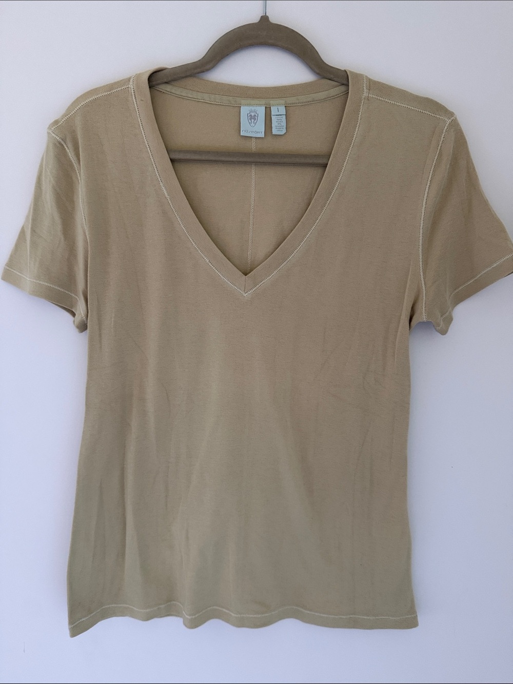 Vince Women's Short Sleeve V-Neck Tee in Taupe